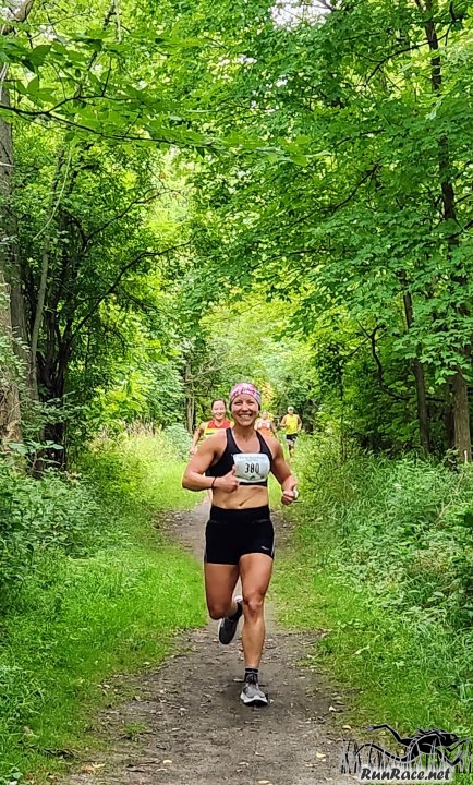 Terra Sans Pave : Race Action : Michelle's Phone
