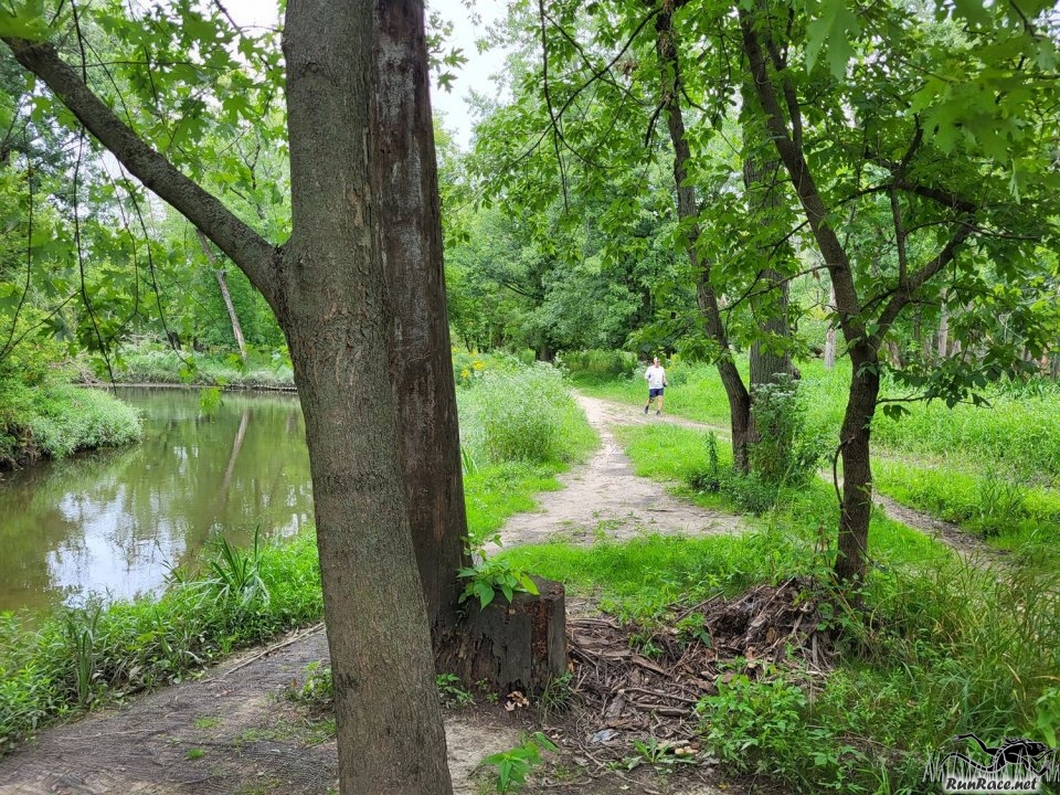 Terra Sans Pave : Action from the Trail : Billy's Phone