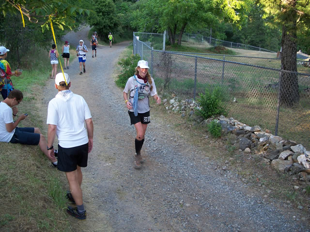 Saturday June 26th : Michigan Bluff - 55.9 Mile Aid Station