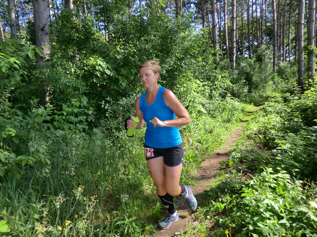 Saturday June 2, 2012 : Emma Carlin Outbound (mile 15.8)