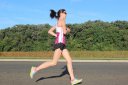 Leaders on Indian Mound Parkway before mile 1