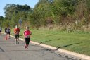 Looking strong & having fun, 2..5 miles into race on University/Schwaeger Dr