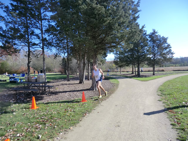 Saturday October 20, 2012 : Finish of the DPR Trail Half-Marathon