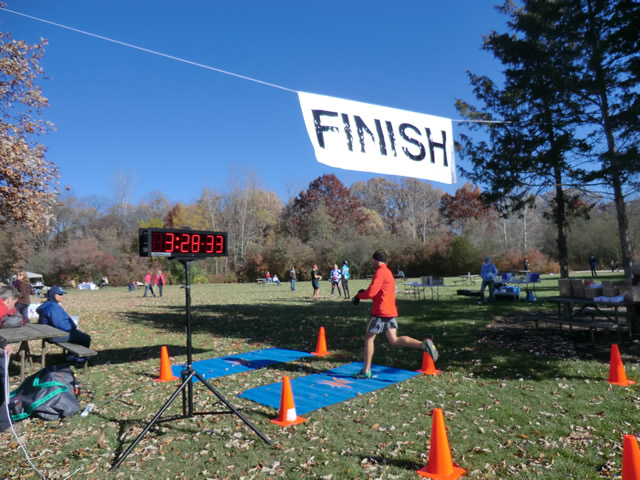 Saturday October 20, 2012 : Finish of the DPR Trail Half-Marathon