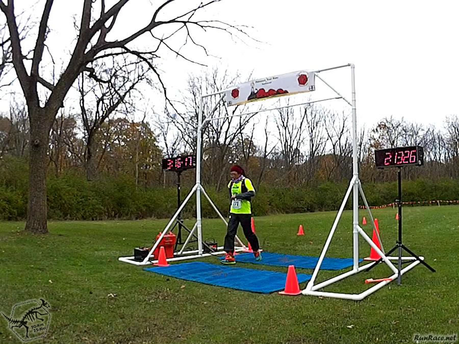 50-Km Runners Complete their First Lap