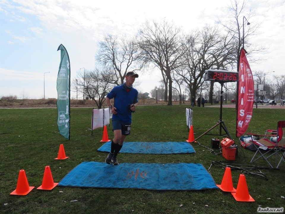 Chicago Lakefront Ultras 50K - by Bill Thom