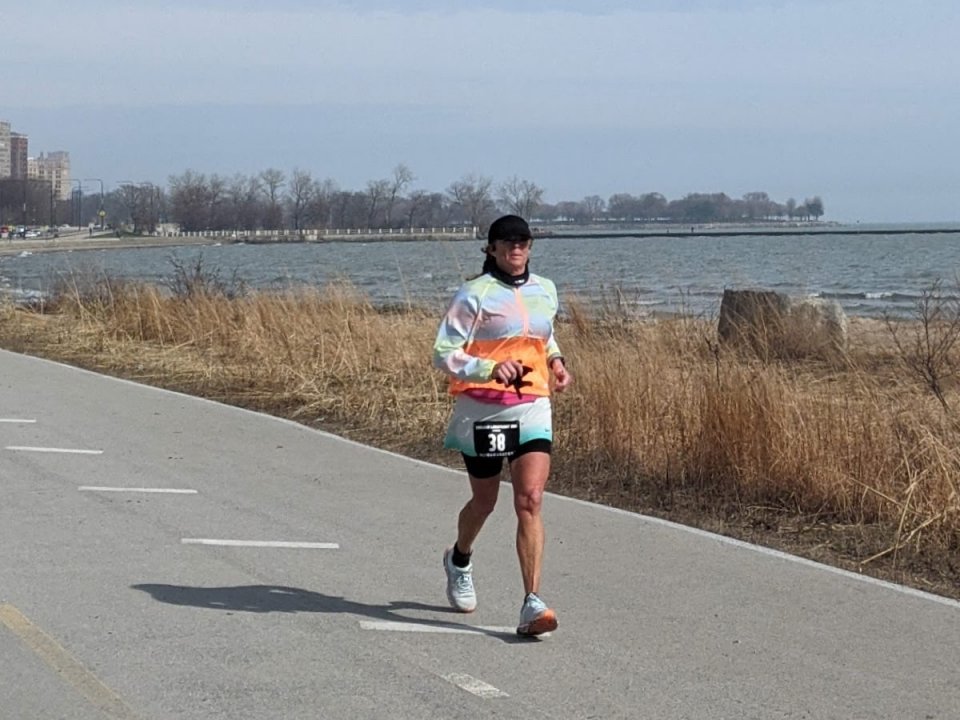 Chicago Lakefront Ultras 50K - photo: Rosalie Shyu