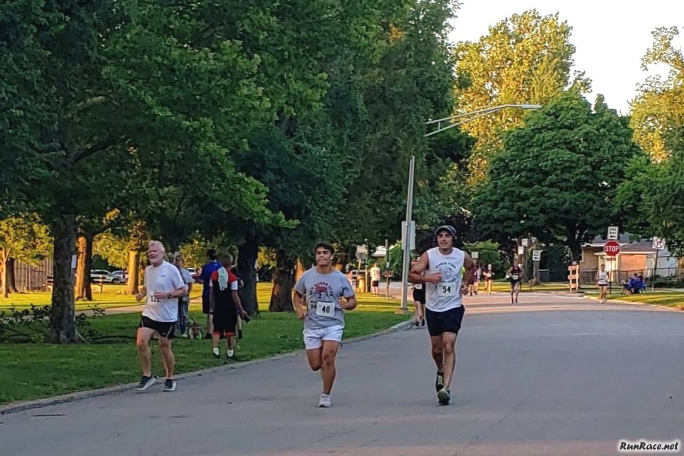 Eleventh Annual Chicago Full Moon Run - July 13, 2022