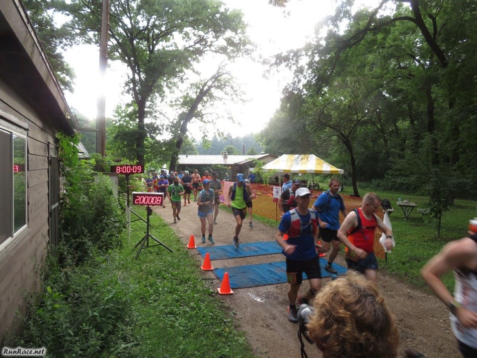 2022 Cry Me A River Trail Runs
