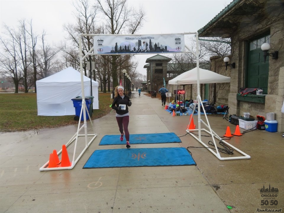 Chicago Lakefront Ultras 50K, 20.7-Mile Buildup Run, Half Marathon :: Start/Finish Area