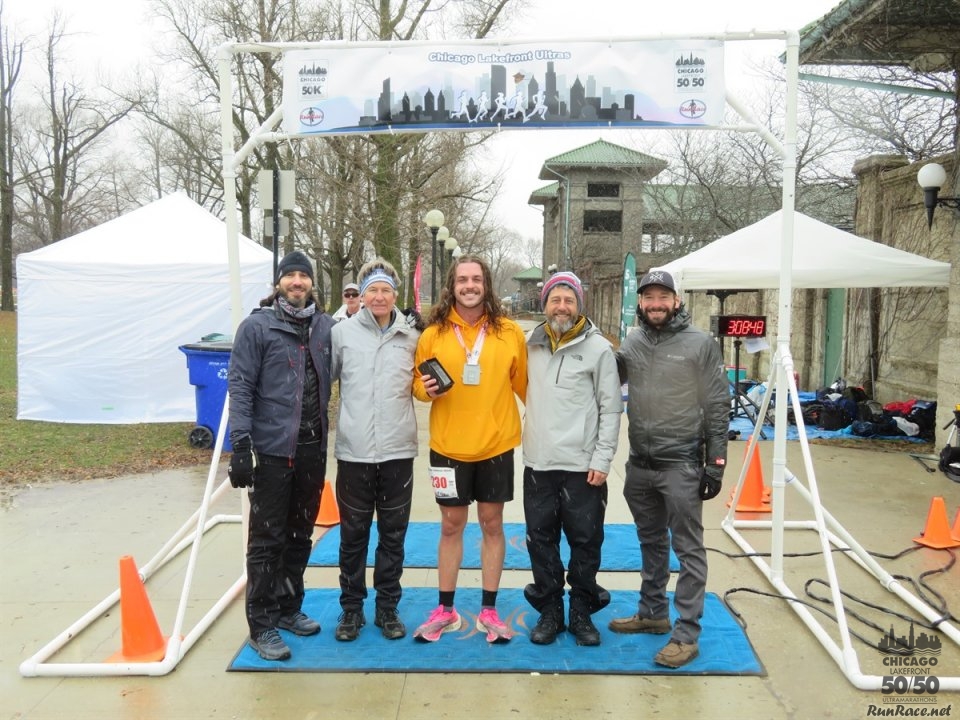 Chicago Lakefront Ultras 50K, 20.7-Mile Buildup Run, Half Marathon :: Start/Finish Area