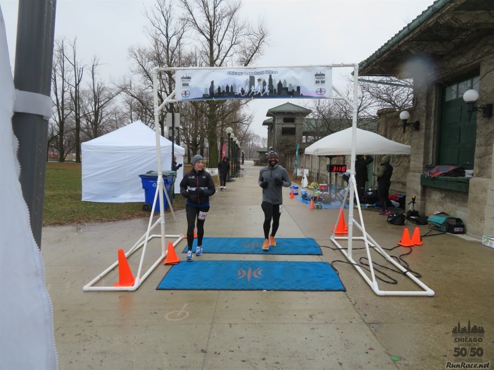 Chicago Lakefront Ultras 50K, 20.7-Mile Buildup Run, Half Marathon :: Start/Finish Area