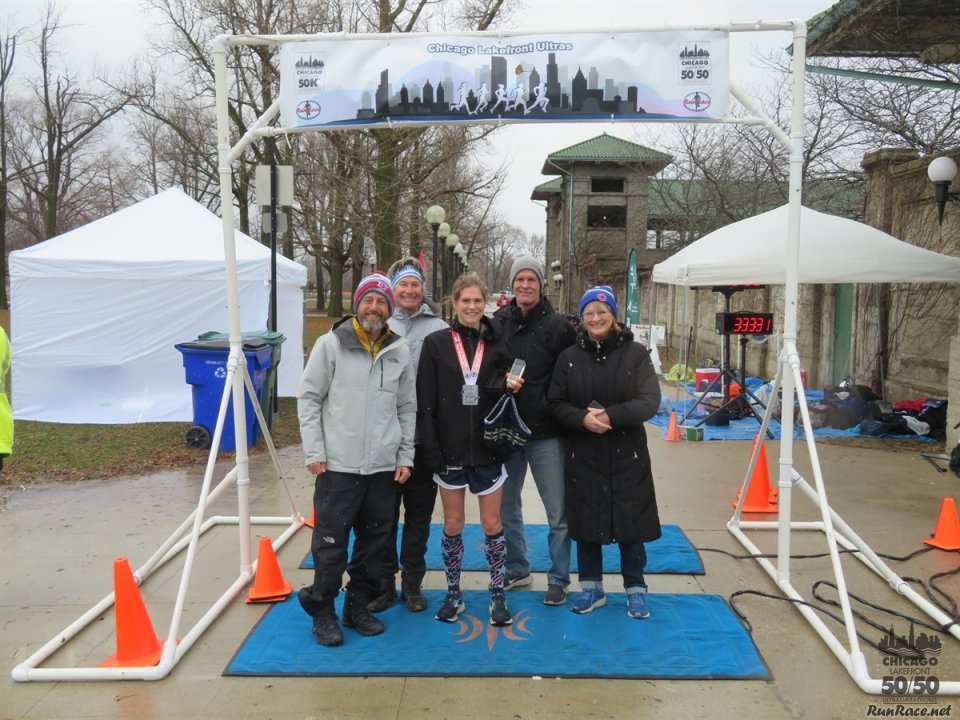 Chicago Lakefront Ultras 50K, 20.7-Mile Buildup Run, Half Marathon :: Start/Finish Area