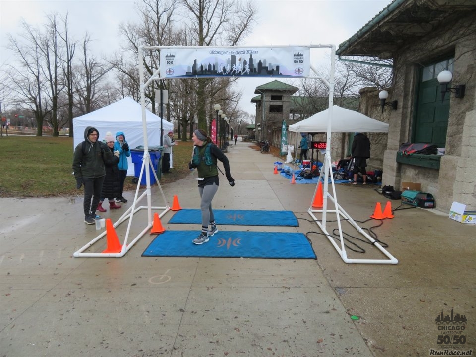 Chicago Lakefront Ultras 50K, 20.7-Mile Buildup Run, Half Marathon :: Start/Finish Area