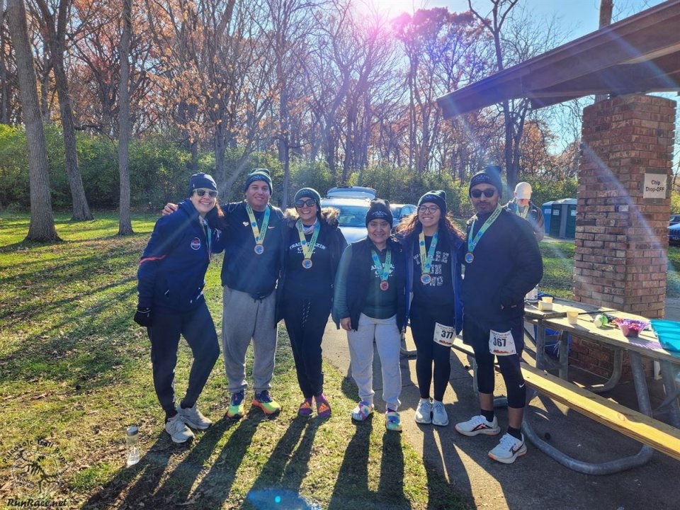 Action at Palos Park Woods North Start/Finish Area : Michelle's Phone...