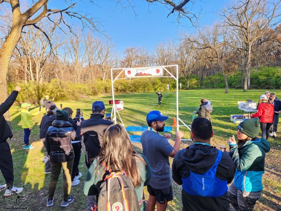 Action at Palos Park Woods North Start/Finish Area : Michelle's Phone...