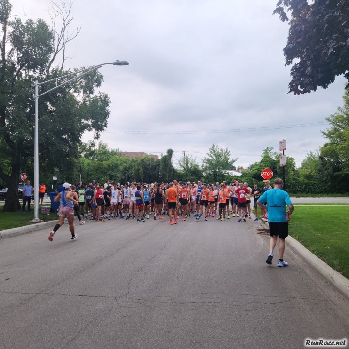 Chicago Full Moon Racing in Norwood Park