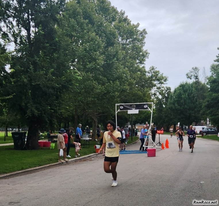 Chicago Full Moon Racing in Norwood Park