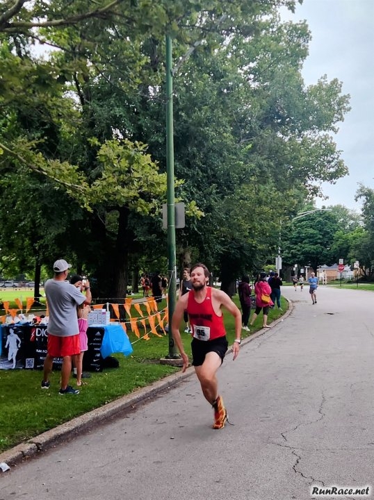 Chicago Full Moon Racing in Norwood Park