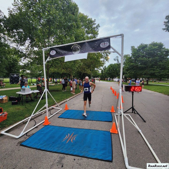Chicago Full Moon Racing in Norwood Park