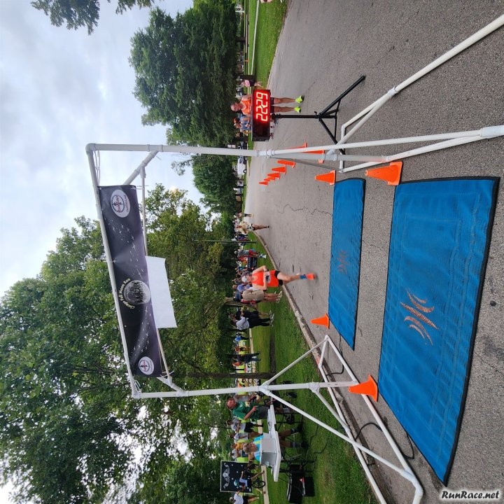 Chicago Full Moon Racing in Norwood Park