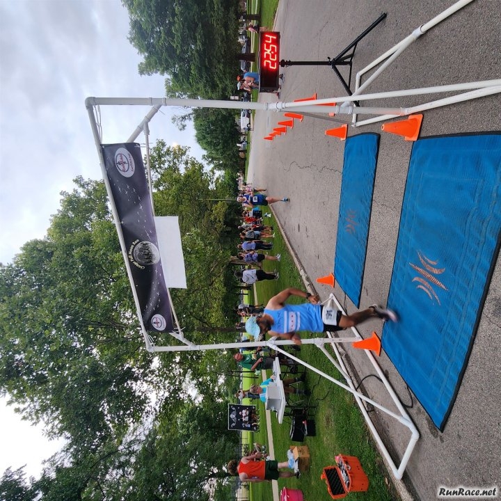 Chicago Full Moon Racing in Norwood Park