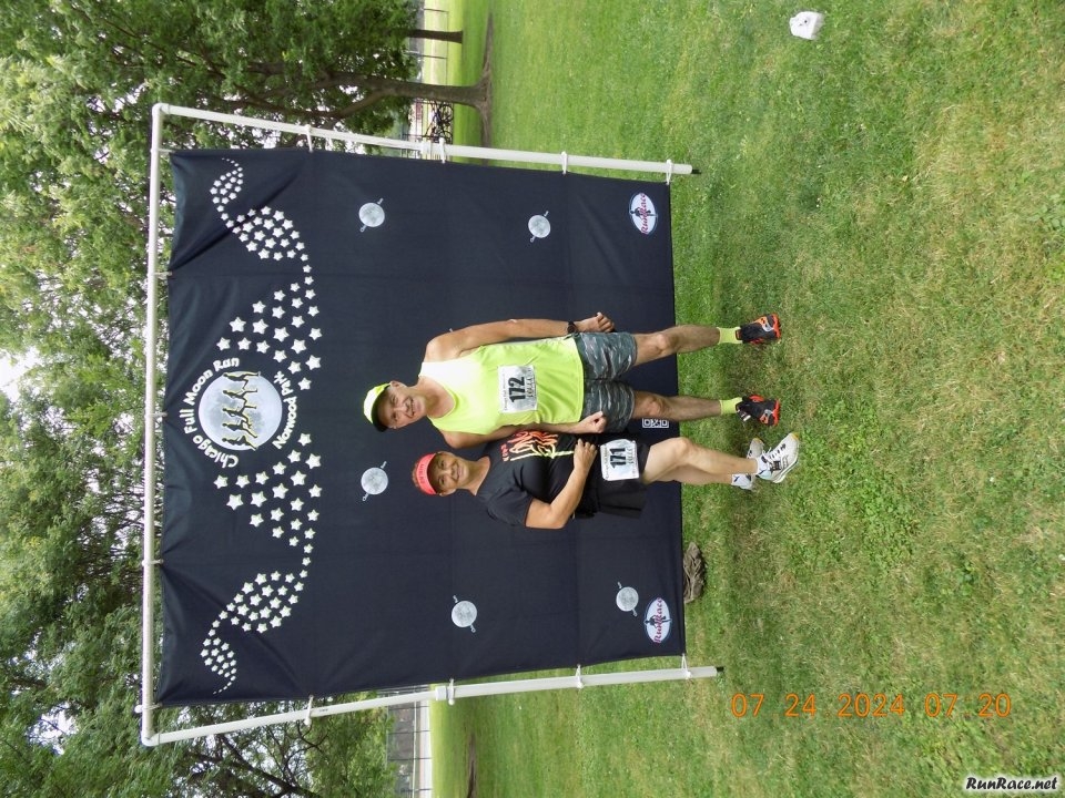 Pre-race Gathering in Norwood Park