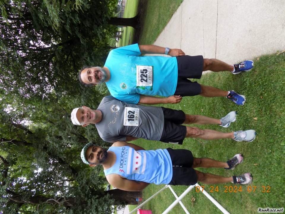 Pre-race Gathering in Norwood Park