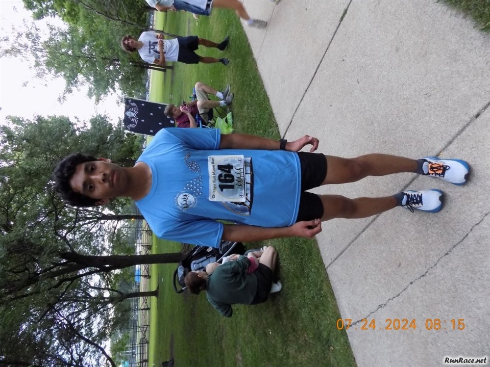 Pre-race Gathering in Norwood Park
