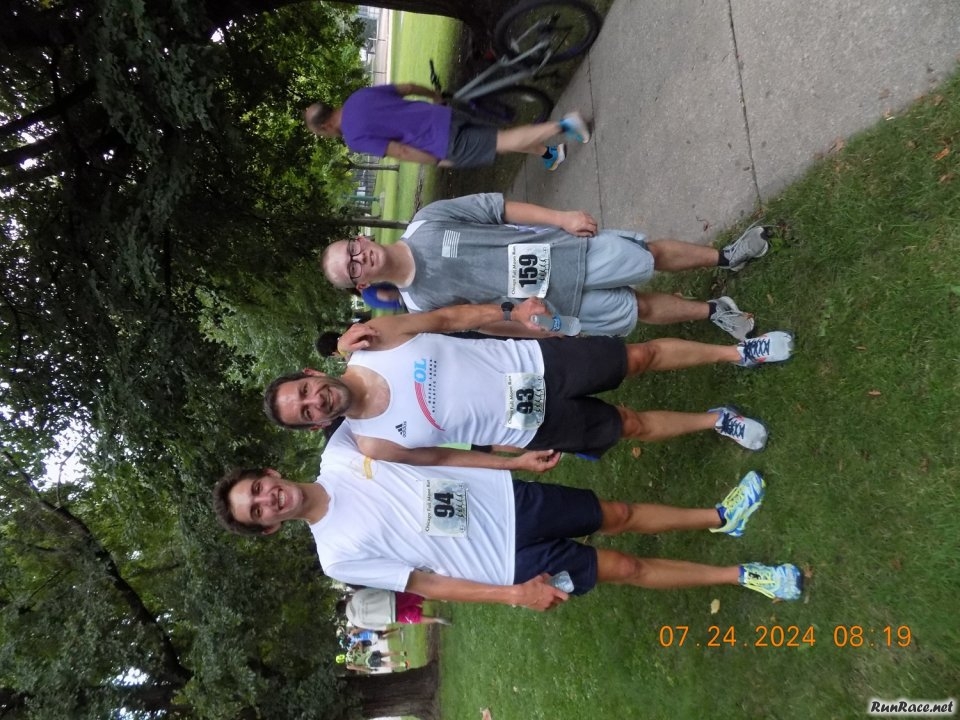 Pre-race Gathering in Norwood Park