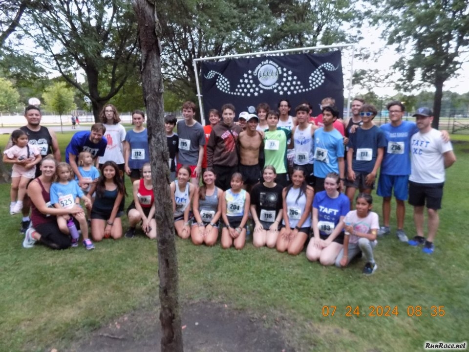 Pre-race Gathering in Norwood Park