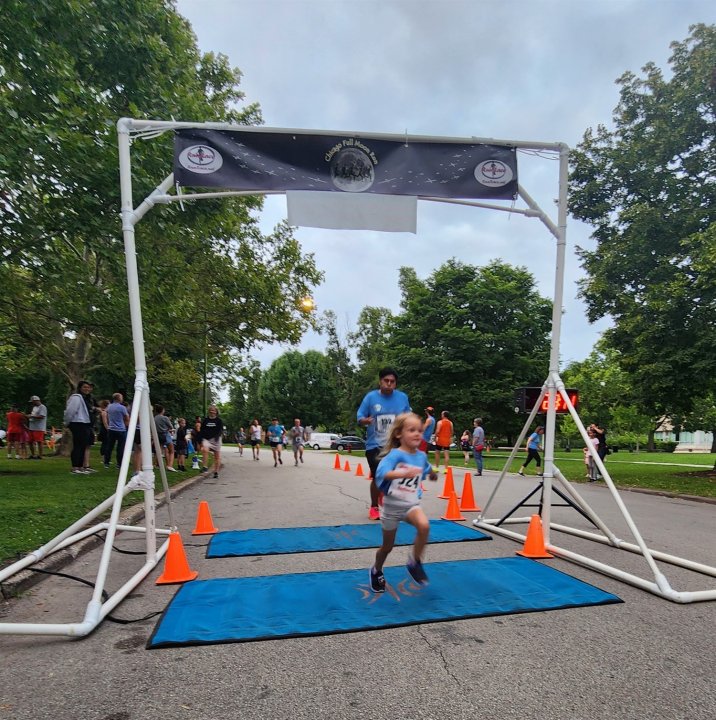 Chicago Full Moon Racing in Norwood Park